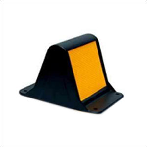 Roadway Median Marker