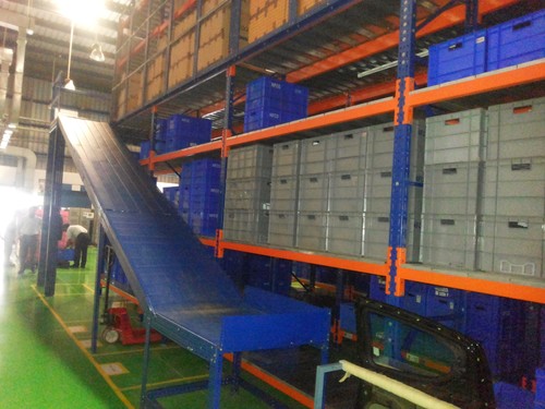 Two Tier Rack With Slide