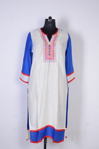 Aawari Cream Rayon Kurti
