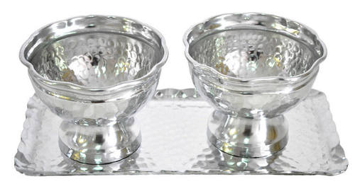 Hammered Aluminium Bowl set of 2 with Tray