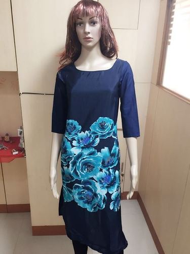 W Cotton Stitched Crepe Cotton Kurti