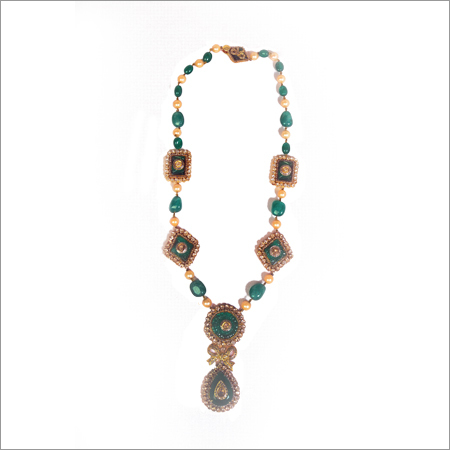 Long Mala With Rosecut Diamonds,Polki And Green Stone