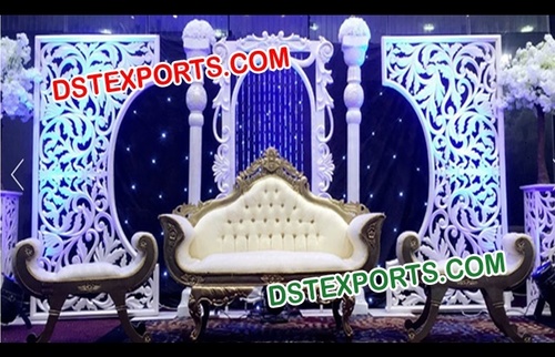 Aladdin Wedding Pillar Stage