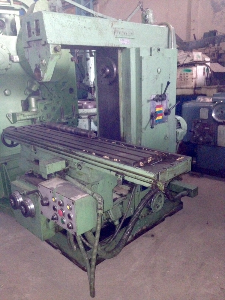 Mild Steel HMT FN2U Universal Milling Machine