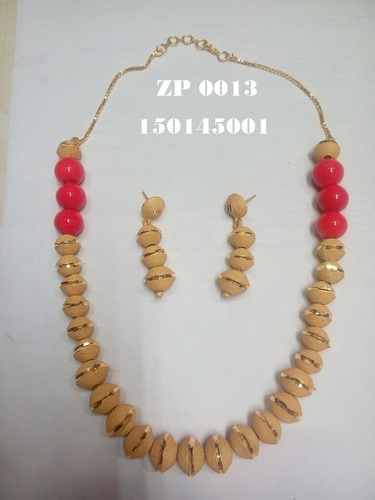Golden New Design Beaded Necklace Set