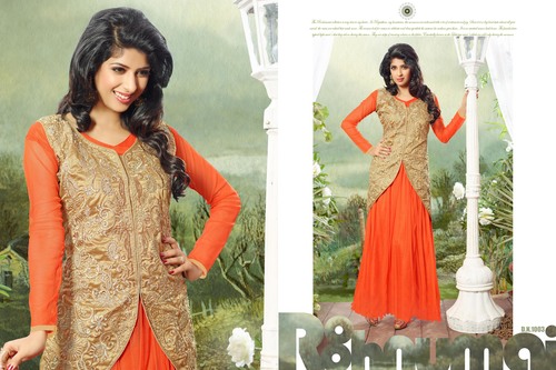 Anarkali Gown With Stylish Coti