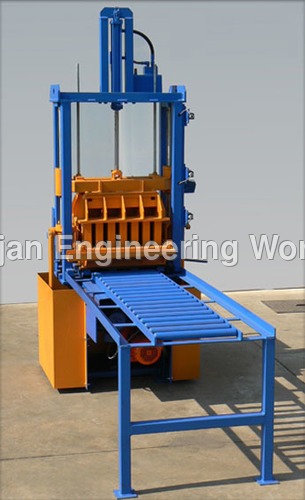 4 Block Brick Making Machine
