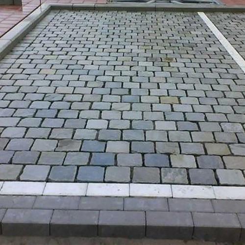 Kandla Multicolor Sandstone Cobbles