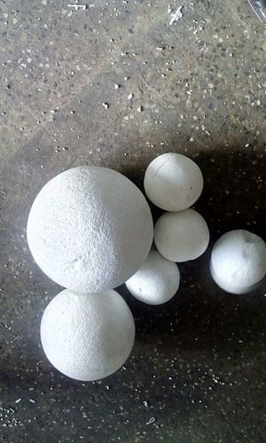 Thermocol Balls