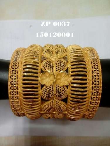 Gold Forming Big Kada