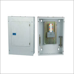 DISTRIBUTION BOX