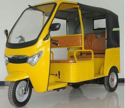 Auto Type Battery E-Rickshaw