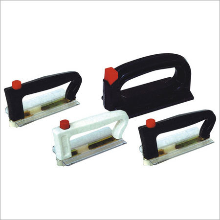 FUSE PULLER