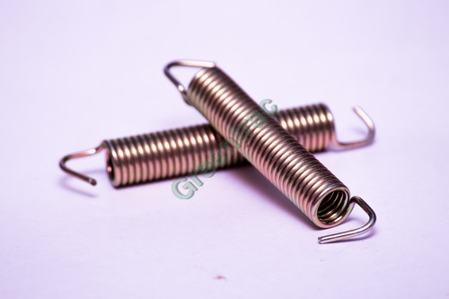 ACCELERATOR SPRING