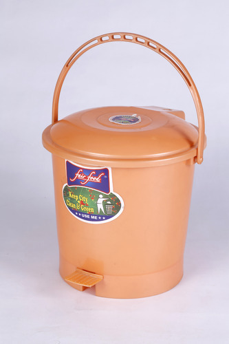 Plastic Small Pedal Bin - Plastic, 25x25x35 cm, Beige | Easy Use, Crack Proof, Odor Control, Pedal Operation