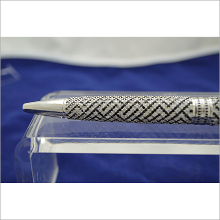 Diamond Studded Pen