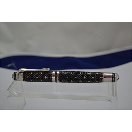 Diamond Studded Pen Fountain