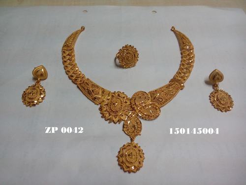 Antique Design Necklace Set - Copper Base with 24ct Gold Plating | Golden Color, Ideal for Women's Engagement, Anniversary, Gift, Wedding, and Party Occasions