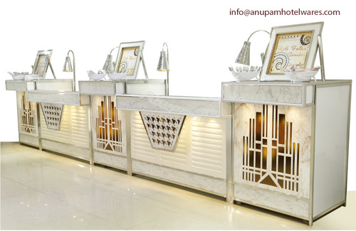 Chat Counter Maharaj Model With Mosaic & Rose