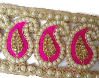 Heavy Type Designer Sari Laces