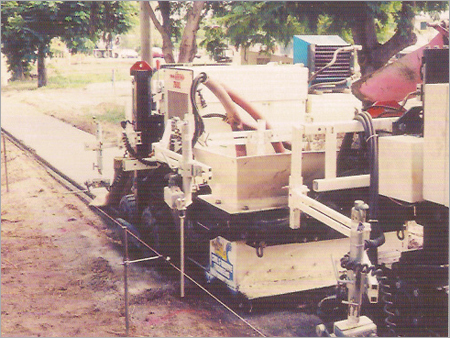 Kerb Making Slipformer Machine
