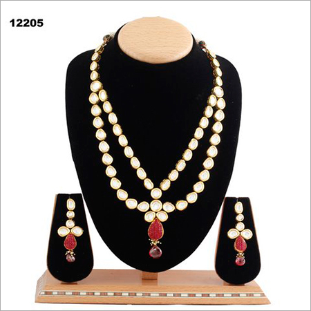 Kundan Necklace Set