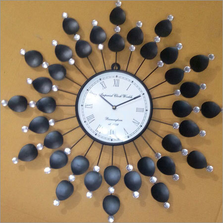 Decorative Wall Clock Warranty: No