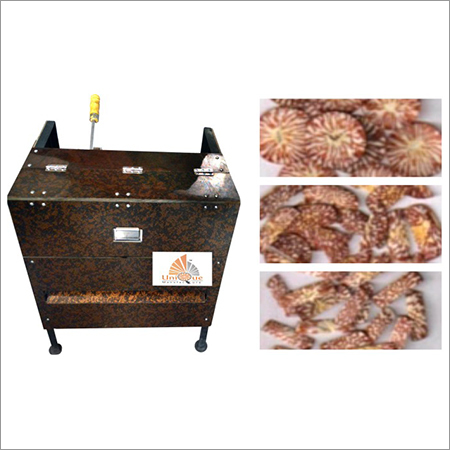 Sarota Type Single Supari Cutting Machines Capacity: 6 To 9 Kg./Hr.