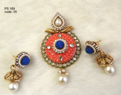 Copper Alloy Antique Pedant Set