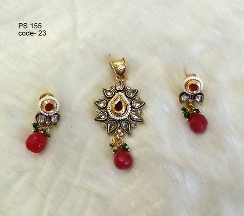 Antique Pendant Set