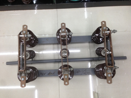 Disconnecting Isolator