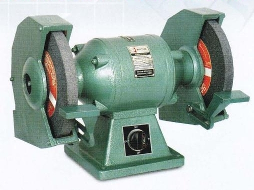 Buffing Machine - Manual Use, Engineered for Precision in Engineering Industries