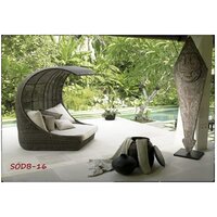 Pool Side Lounger