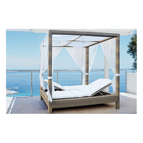 Day Bed with Canopy