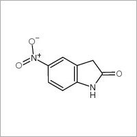 5- Nitro oxindole