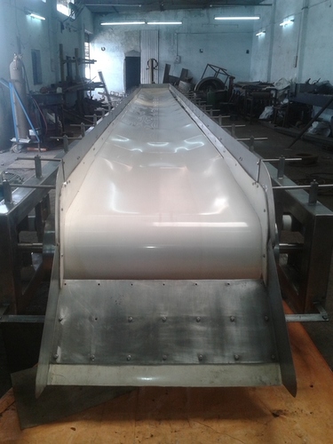 Belt Conveyor - Length: 40 Foot (Ft)