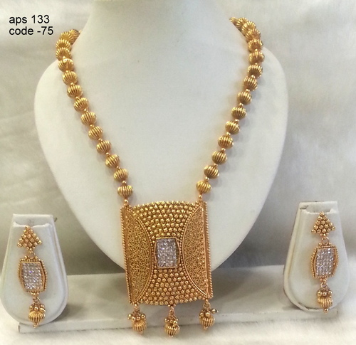 Copper Alloy Antique Pendant Set