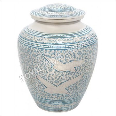 Flying Birds Cremation Urns - Color: White