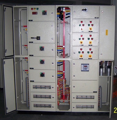 POWER DISTRIBUTION BOARD