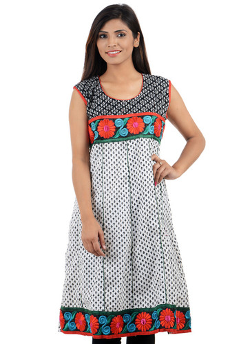 Ladies Embroidered Suit