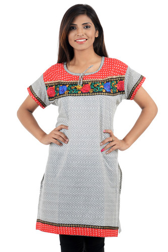 Ladies Embroidered Suit