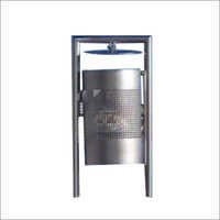 SS Dustbin With Stand