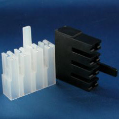 4 Poles Connector Pitch 8 mm