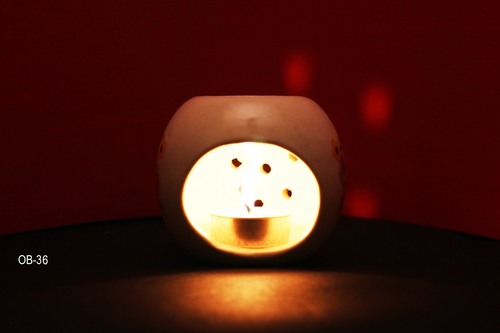 OIL BURNER - Ceramic, 4x4x4 Inches, Beige, 100ml Capacity | Aromatherapy, Relaxation, Decorative, Easy Use