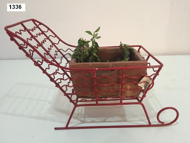 Traditional Color Clay Pot With Stand