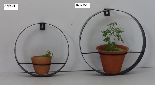 Clay Pot Ring Stand - Metal Construction | Traditional Color Design for Elegant Display and Versatile Plant Support