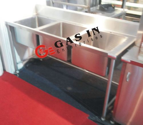 Commercial Kitchen Sinks (3 Compartments)