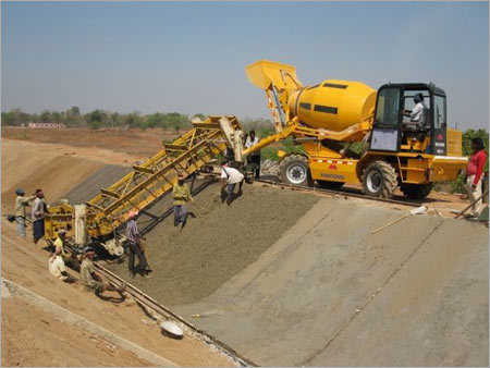 Self Loading Transit Mixer Rental Service