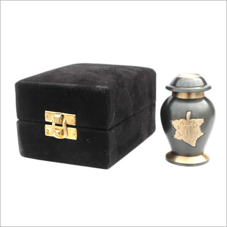 Antique Keepsake Urn Antique Keepsake Urn