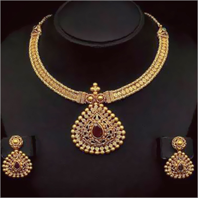 Gold Necklace Set